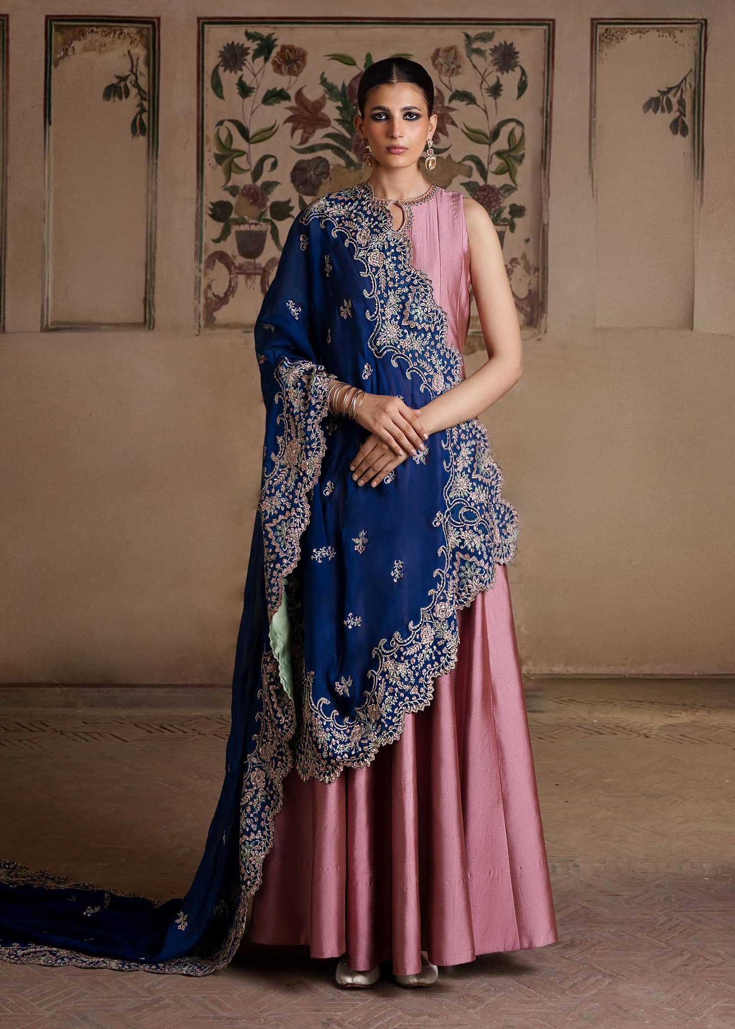 Zeenat formals'26 by sadaf fawad khan mehwar– detail view 10 Zeenat Formals'26 by Sadaf Fawad Khan Mehwar– detail view 10