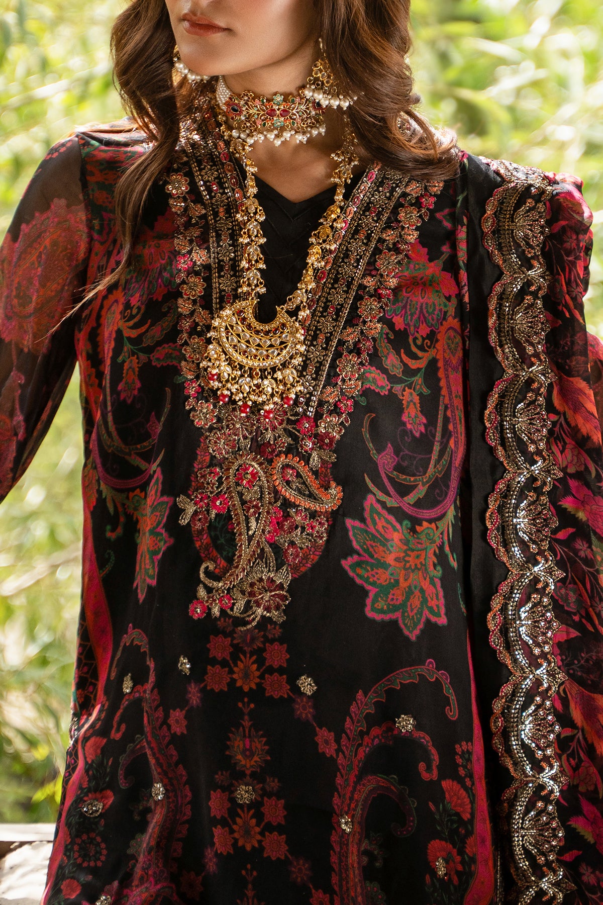 Charizma vasal winter v2 2026 3-pc unstitched embroidered chiffon collection vslw6-16– detail view 3 Charizma Vasal Winter V2 2026 3-PC Unstitched Embroidered Chiffon Collection VSLW6-16– detail view 3