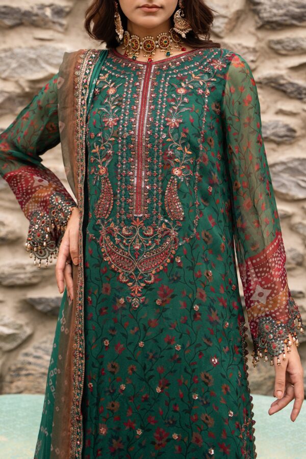 Charizma vasal winter v2 2026 3-pc unstitched embroidered chiffon collection vslw6-14– detail view 9 Charizma Vasal Winter V2 2026 3-PC Unstitched Embroidered Chiffon Collection VSLW6-14– detail view 9