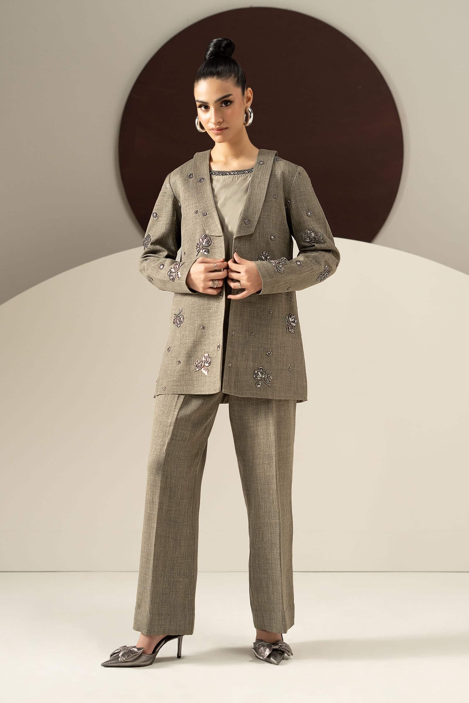 Dw-w26-73-grey-b Maria B Luxury Pret 2026– DW-W26-73-Grey-B