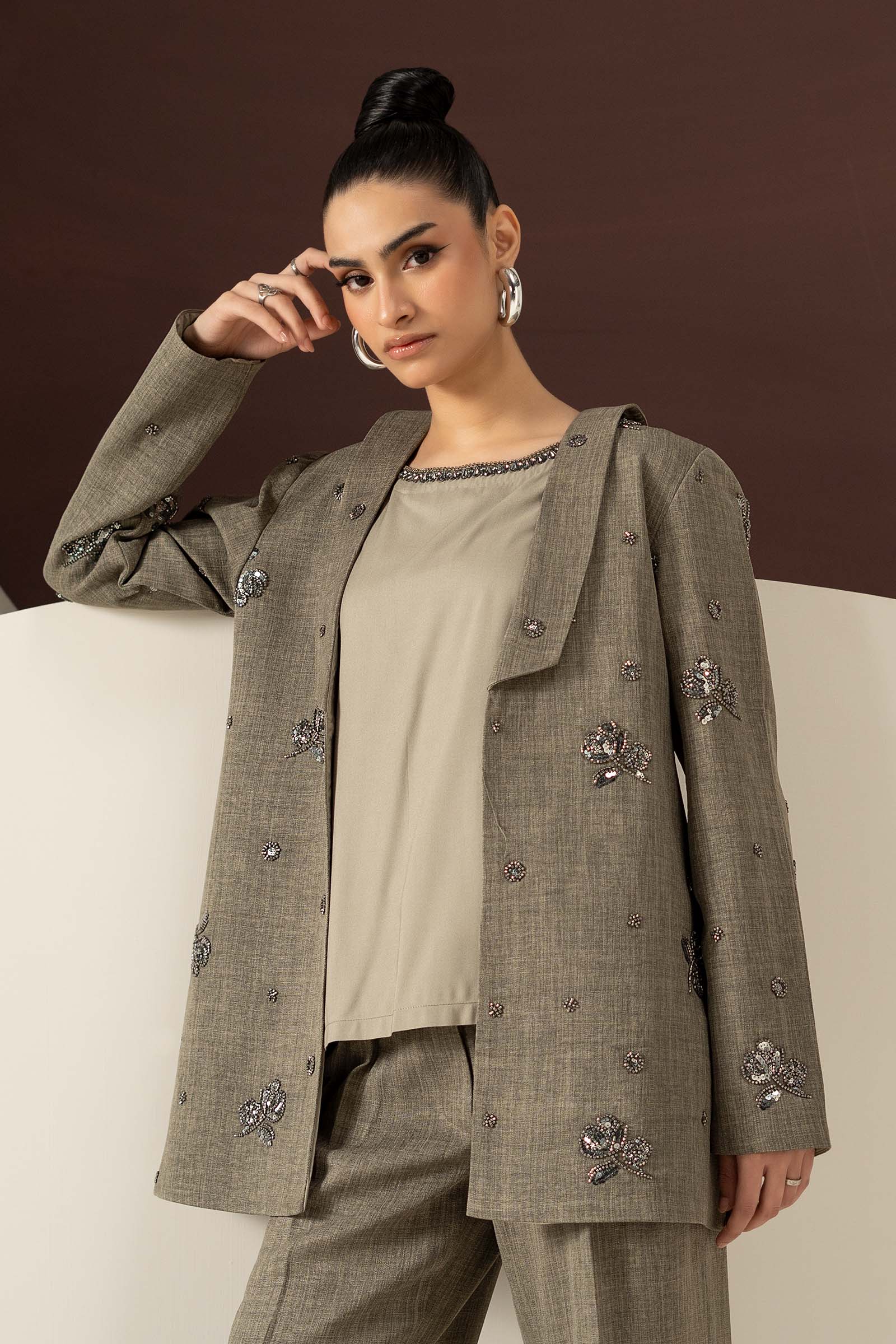 Dw-w26-73-grey-f Maria B Luxury Pret 2026– DW-W26-73-Grey-F