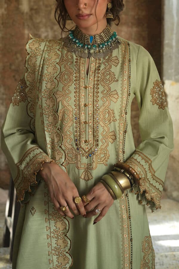 Embroidered-Khaddar-Dupatta-Embroidered-Khaddar-Shirt-Dyed-Trouser-Gulahmed-K-62056-Close Gul Ahmed Winter 2026 - 3 Piece Embroidered Khaddar Suit with Embroidered Khaddar Dupatta–