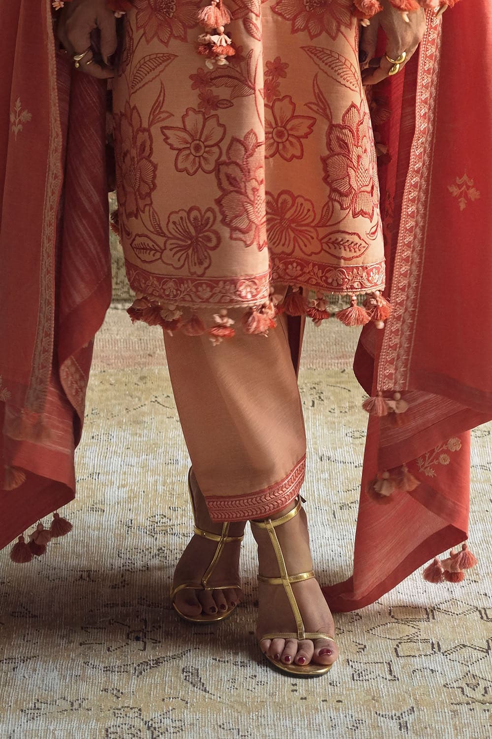 Embroidered-khaddar-dupatta-embroidered-khaddar-shirt-dyed-trouser-gulahmed-k-62057-bottom Gul Ahmed Winter 2026 - 3 Piece Embroidered Khaddar Suit with Embroidered Khaddar Dupatta–