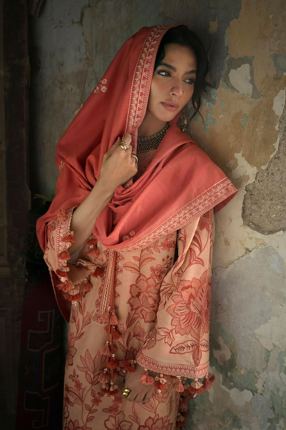 Embroidered-khaddar-dupatta-embroidered-khaddar-shirt-dyed-trouser-gulahmed-k-62057-close-1 Gul Ahmed Winter 2026 - 3 Piece Embroidered Khaddar Suit with Embroidered Khaddar Dupatta–