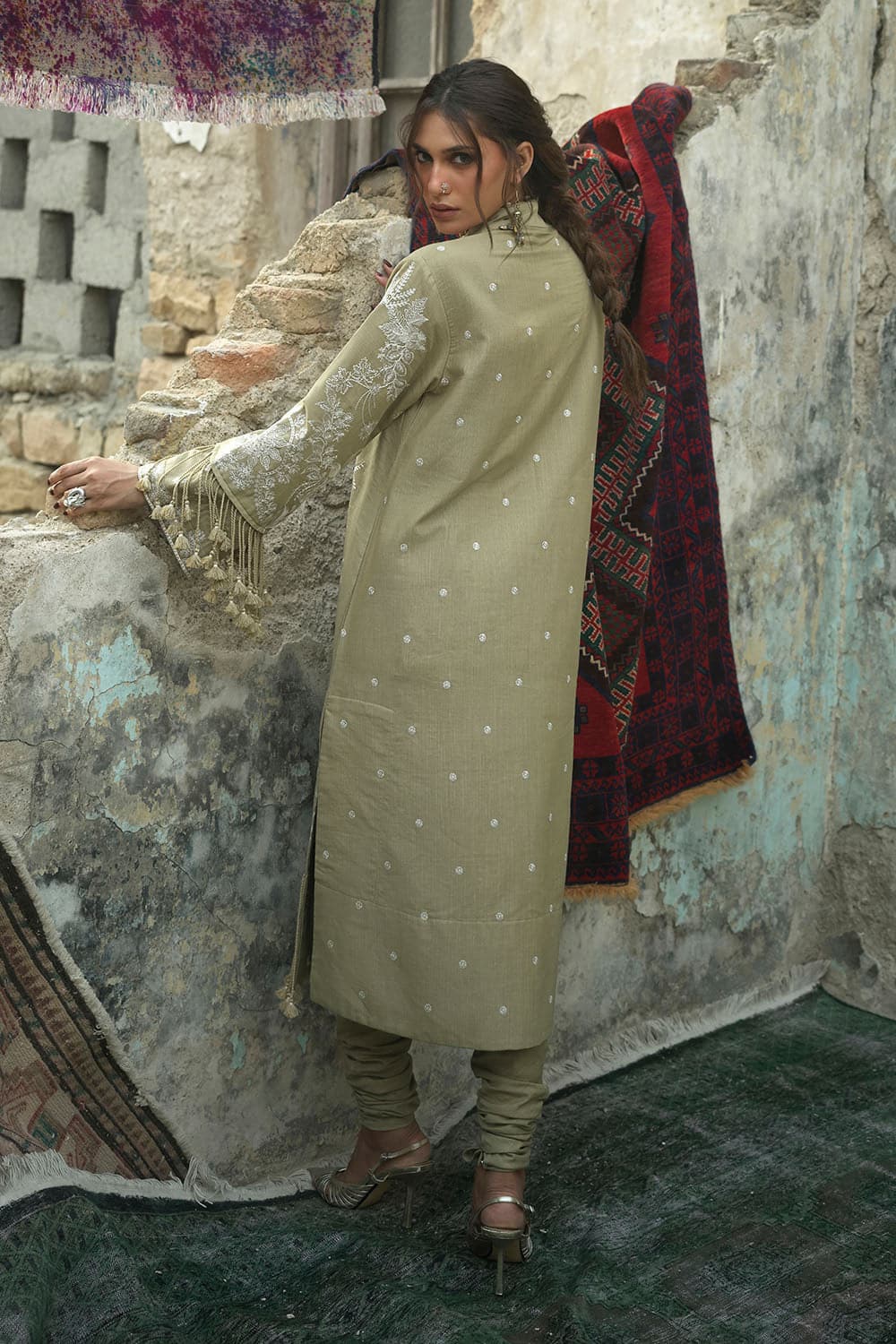 Embroidered-khaddar-shirt-dyed-trouser-gulahmed-tk-52014-back Gul Ahmed Winter 2026 - 2 Piece Embroidered Khaddar Suit– Embroidered-Khaddar-Shirt-Dyed-Trouser-Gulahm