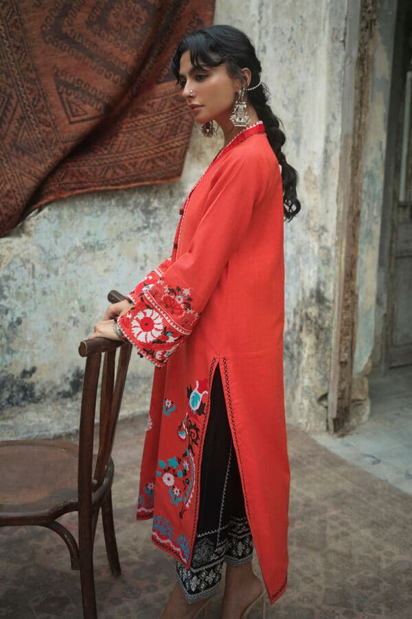 Embroidered-khaddar-shirt-embroidered-trouser-gulahmed-tk-52010-side Gul Ahmed Winter 2026 - 2 Piece Embroidered Khaddar Suit– Embroidered-Khaddar-Shirt-Embroidered-Trouser