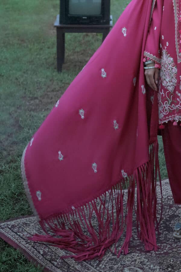Embroidered-pashmina-shawl-embroidered-pashmina-shirt-dyed-pashmina-trouser-gulahmed-ap-62013-duppata Gul Ahmed Winter 2026 - 3 Piece Embroidered Pashmina Suit with Embroidered Pashmina Dupatta–