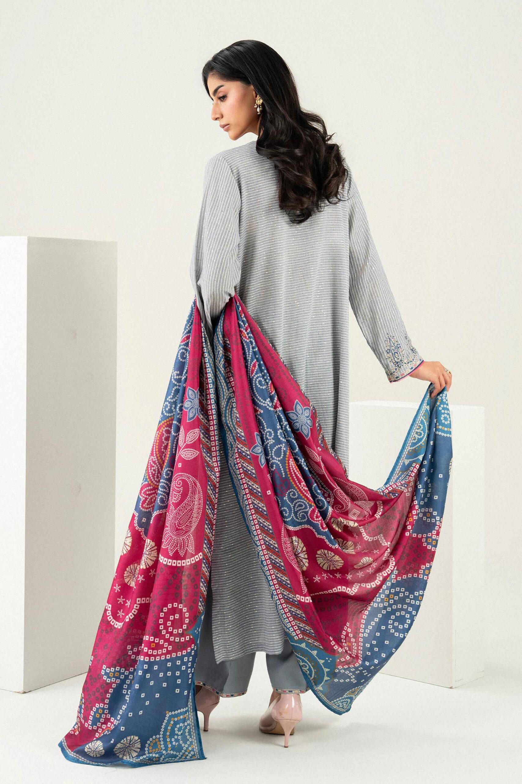Nishat linen winter collection 2026 | 3 piece - printed embroidered suit - pfe26-46 Nishat Linen Winter Collection 2026 | 3 Piece - Printed Embroidered Suit - PFE26-46 - Image 3