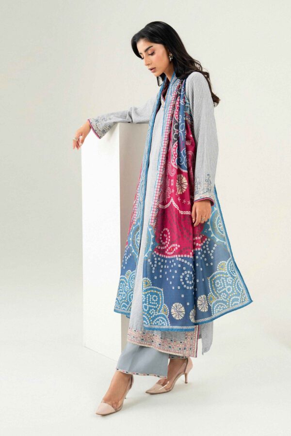Nishat linen winter collection 2026 | 3 piece - printed embroidered suit - pfe26-46 Nishat Linen Winter Collection 2026 | 3 Piece - Printed Embroidered Suit - PFE26-46 - Image 5