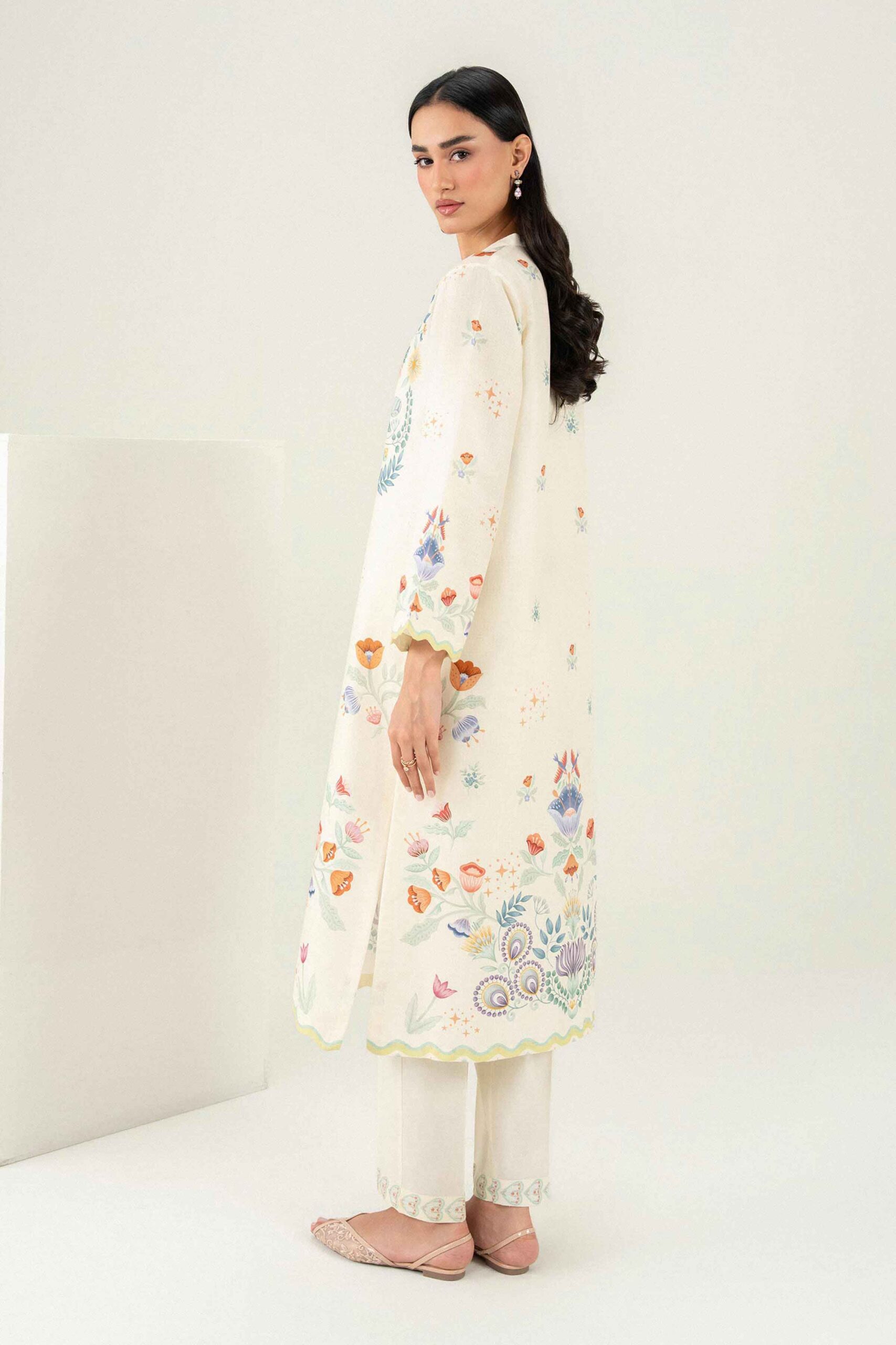 Nishat linen winter collection 2026 | 2 piece - printed embroidered suit - pw25-389 Nishat Linen Winter Collection 2026 | 2 Piece - Printed Embroidered Suit - PW25-389 - Image 3