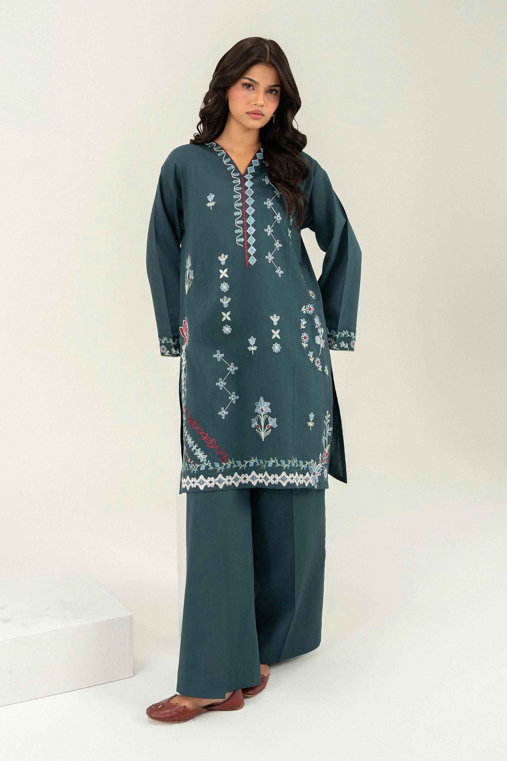 Nishat linen winter collection 2026 | 2 piece - embroidered suit - pw25-390 Nishat Linen Winter Collection 2026 | 2 Piece - Embroidered Suit - PW25-390