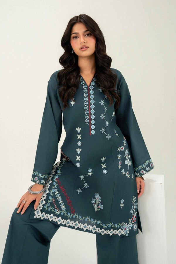 Alternative view of Nishat Linen Winter Collection 2026 | 2 Piece - Embroidered Suit - PW25-390