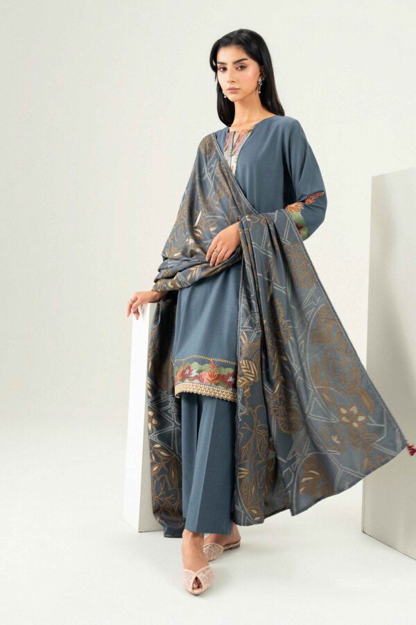 Nishat Linen Winter Collection 2026 | 3 Piece - Embroidered Suit - PW25-462 - Image 4