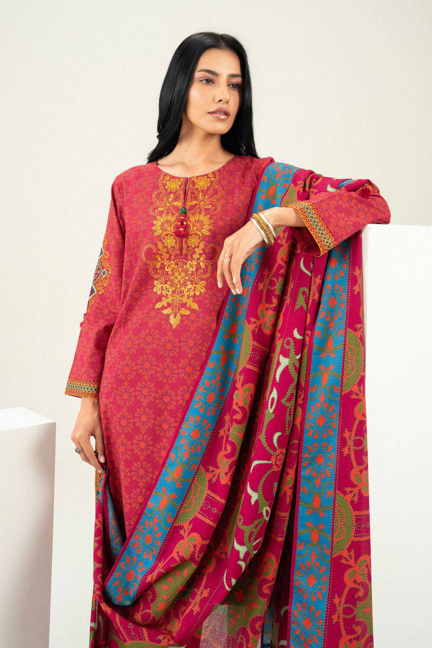 Nishat linen winter collection 2026 | 3 piece - printed embroidered suit - pw25-463 Nishat Linen Winter Collection 2026 | 3 Piece - Printed Embroidered Suit - PW25-463 - Image 2