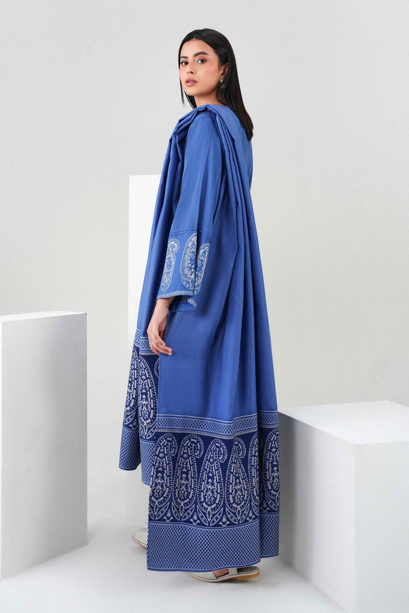 Nishat linen winter collection 2026 | 3 piece - embroidered suit - pw25-468 Nishat Linen Winter Collection 2026 | 3 Piece - Embroidered Suit - PW25-468 - Image 3