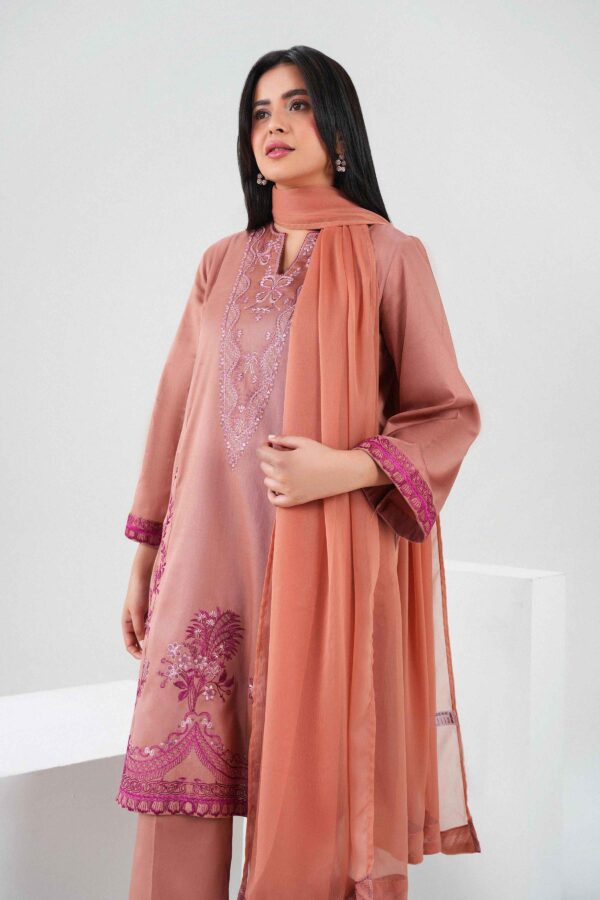 Nishat linen winter collection 2026 | 3 piece - embroidered suit - pw25-529 Nishat Linen Winter Collection 2026 | 3 Piece - Embroidered Suit - PW25-529 - Image 4