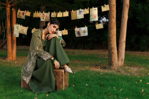 Nishat linen winter collection 2026 | embroidered jacket - pw25-547 Nishat Linen Winter Collection 2026 | Embroidered Jacket - PW25-547 - Image 9