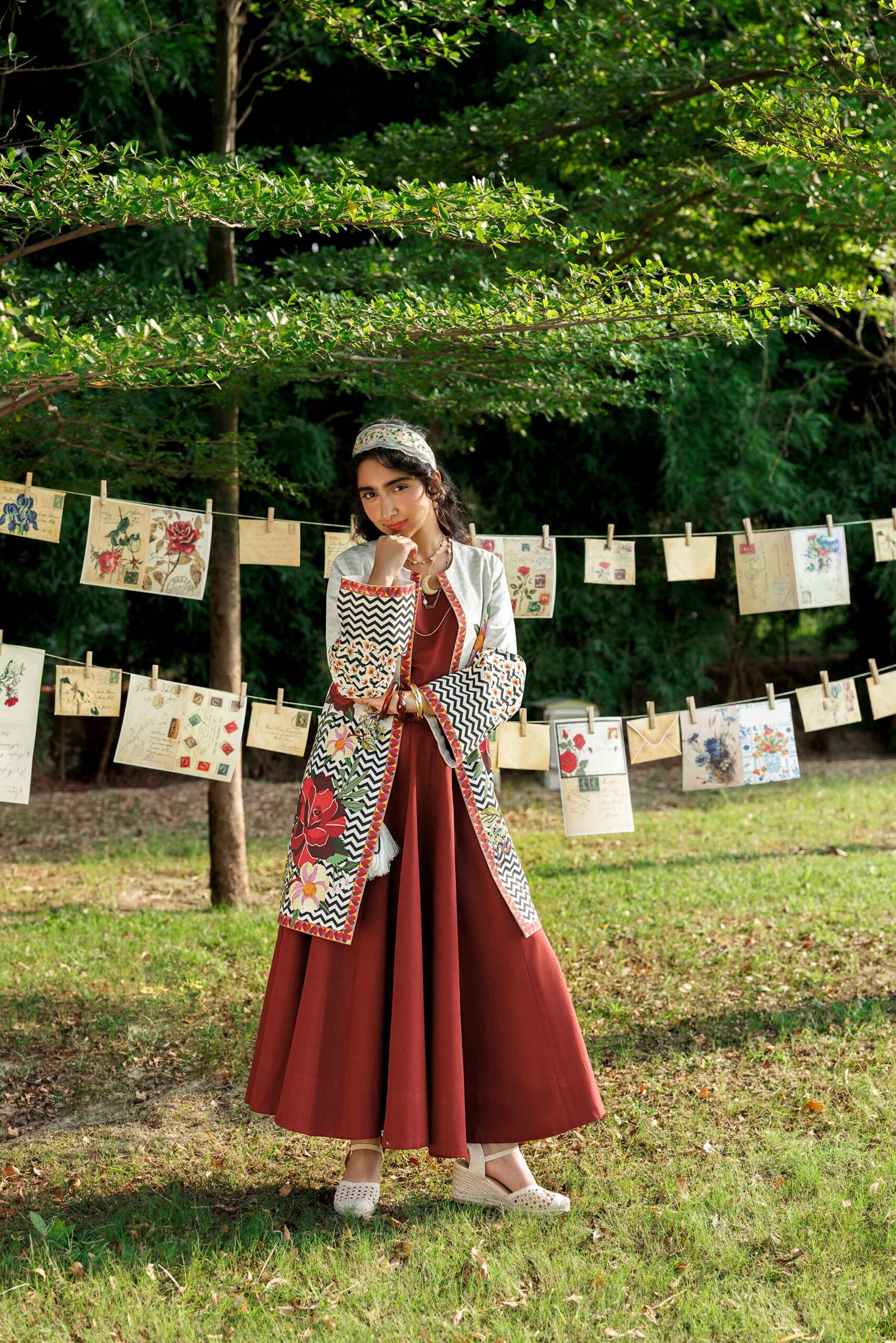 Nishat linen winter collection 2026 | printed jacket - pw25-556 Nishat Linen Winter Collection 2026 | Printed Jacket - PW25-556 - Image 7