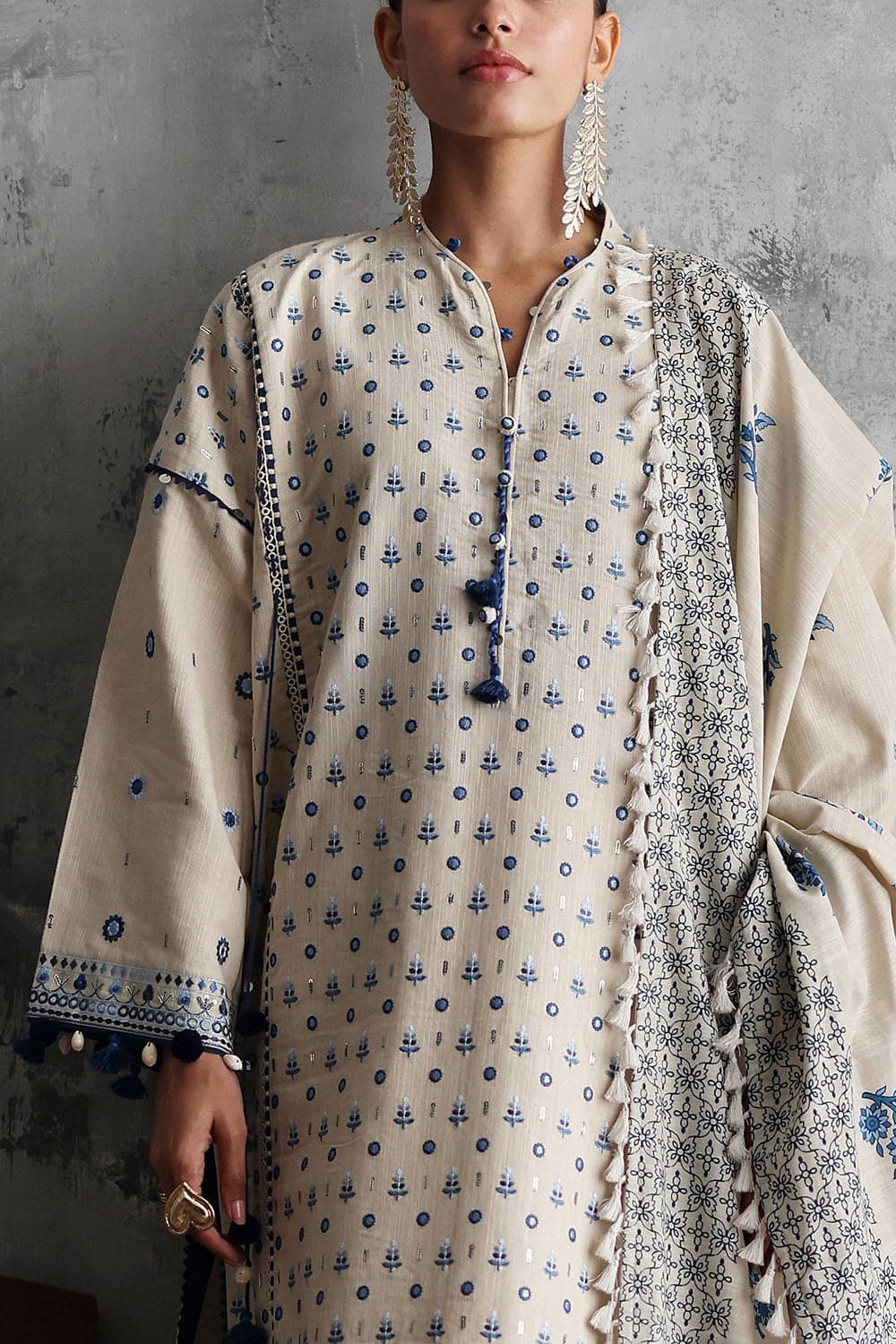 Gul ahmed winter 2026 - 3 piece embroidered khaddar suit with printed khaddar dupatta– Gul Ahmed Winter 2026 - 3 Piece Embroidered Khaddar Suit with Printed Khaddar Dupatta–
