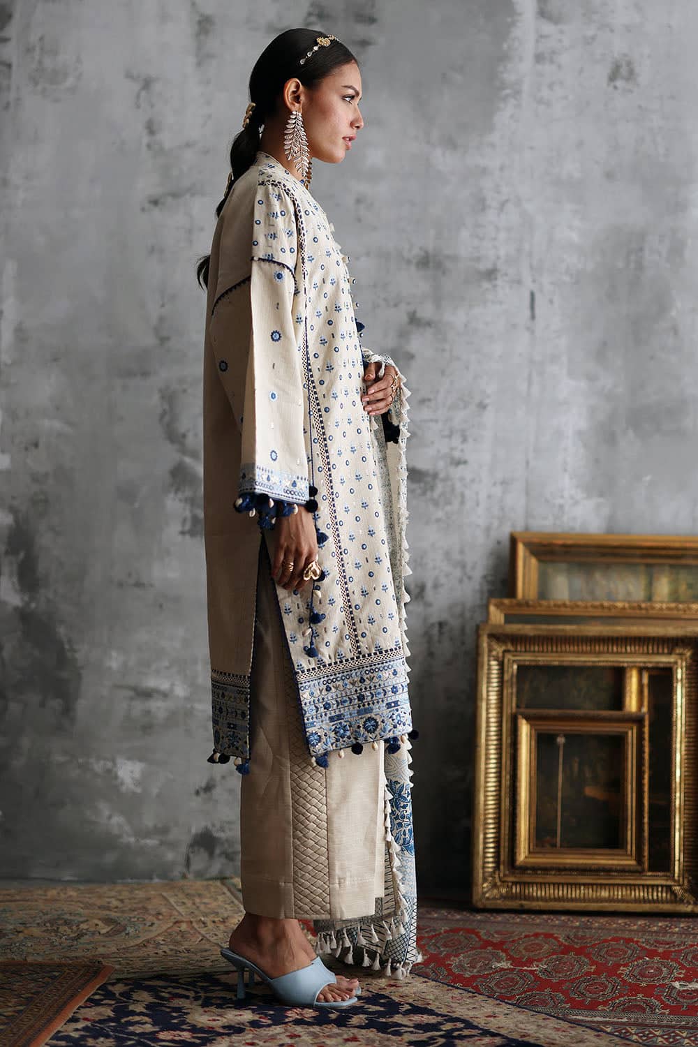 Gul ahmed winter 2026 - 3 piece embroidered khaddar suit with printed khaddar dupatta– Gul Ahmed Winter 2026 - 3 Piece Embroidered Khaddar Suit with Printed Khaddar Dupatta–