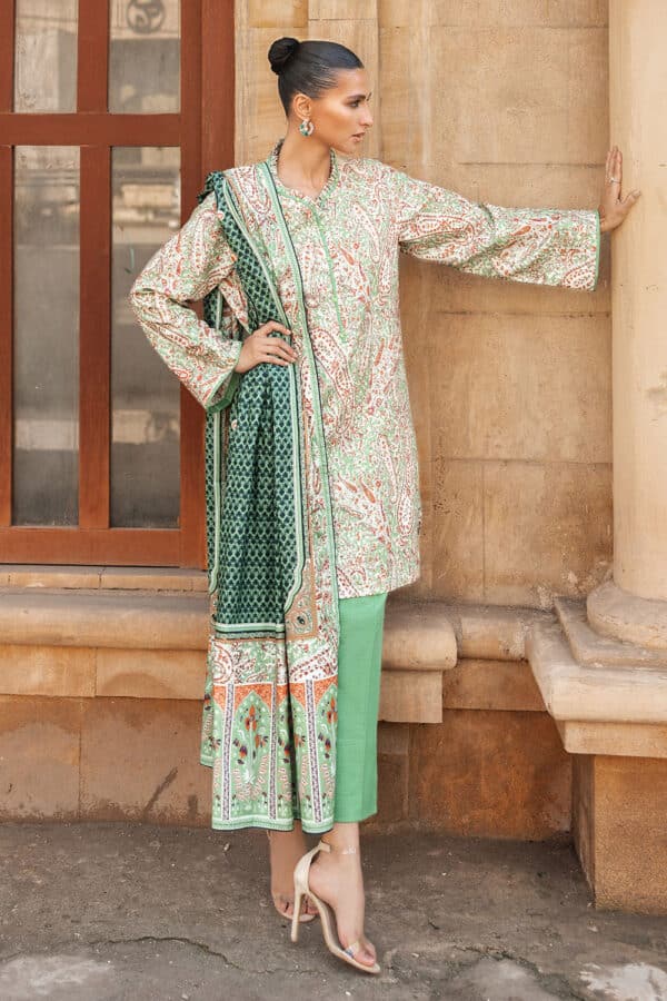 Printed-Khaddar-Dupatta-Printed-Khaddar-Shirt-Dyed-Trouser-Gulahmed-K-52043-Front Gul Ahmed Winter 2026 - 3 Piece Printed Khaddar Suit with Dupatta