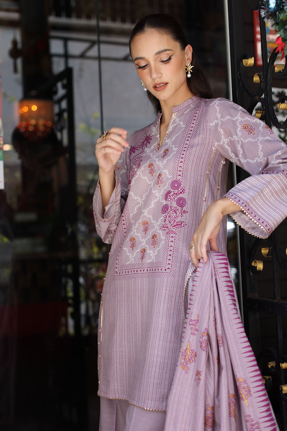 Printed-khaddar-dupatta-printed-khaddar-shirt-dyed-trouser-gulahmed-k-52057-side Gul Ahmed Winter 2026 3 Piece Gold Printed Khaddar Suit with Gold Printed Khaddar Dupatta–