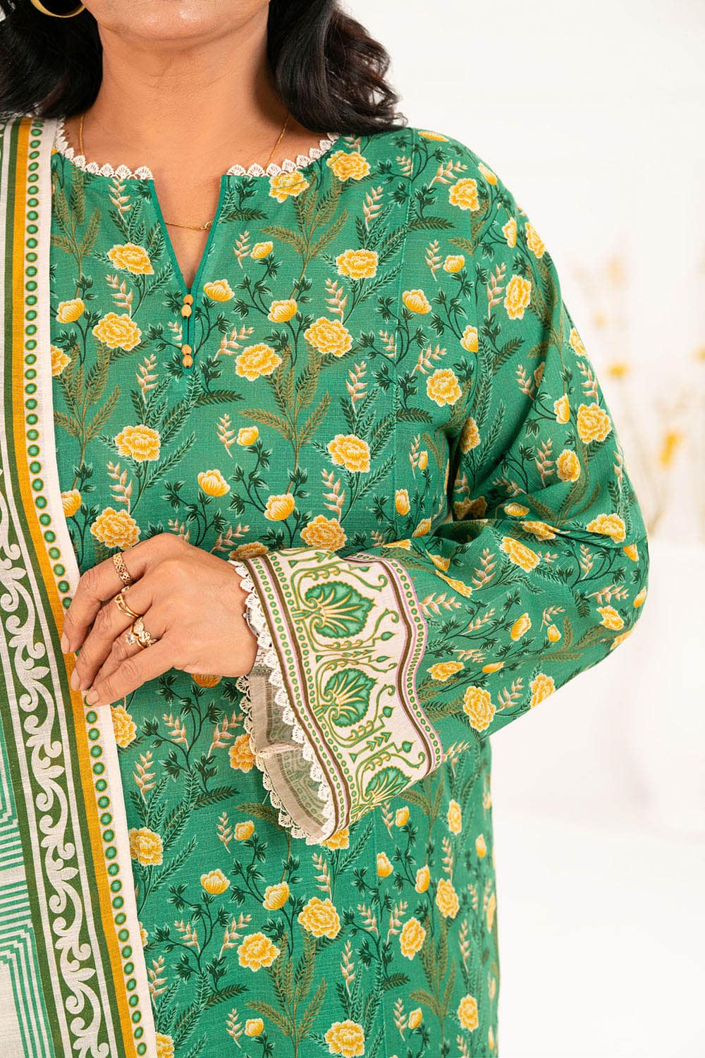 Printed-khaddar-dupatta-printed-khaddar-shirt-dyed-trouser-gulahmed-k-52115-close Gul Ahmed Winter 2026 - 3 Piece Printed Khaddar Suit with Dupatta– Printed-Khaddar-Dupatta-Printed-Khaddar-Shirt