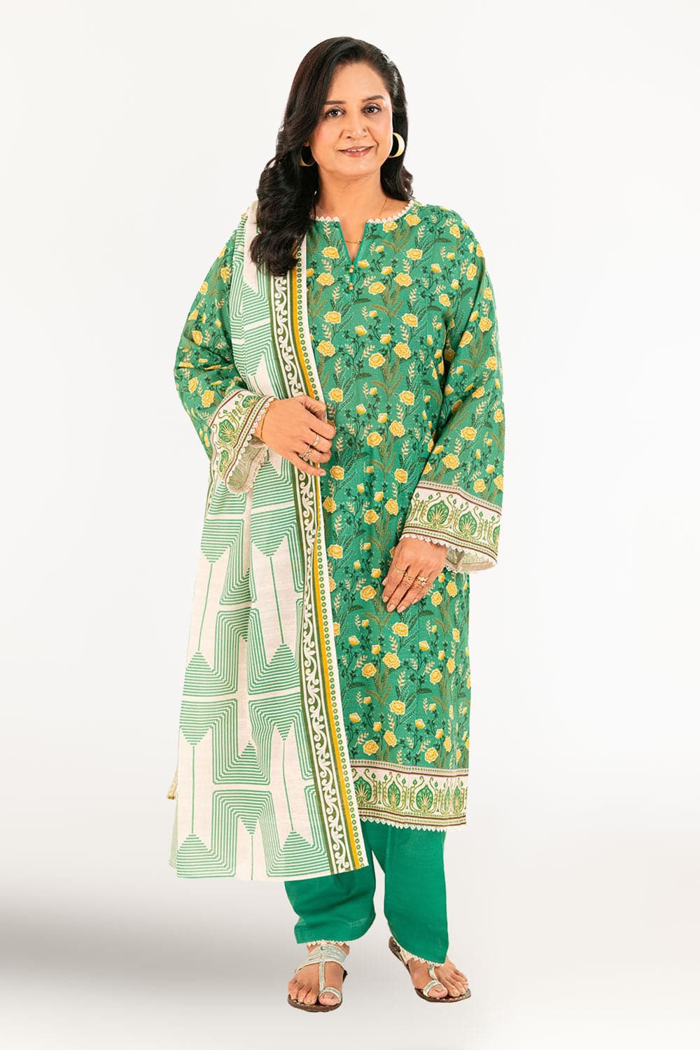 Gul ahmed winter 2026 - 3 piece printed khaddar suit with dupatta Gul Ahmed Winter 2026 - 3 Piece Printed Khaddar Suit with Dupatta