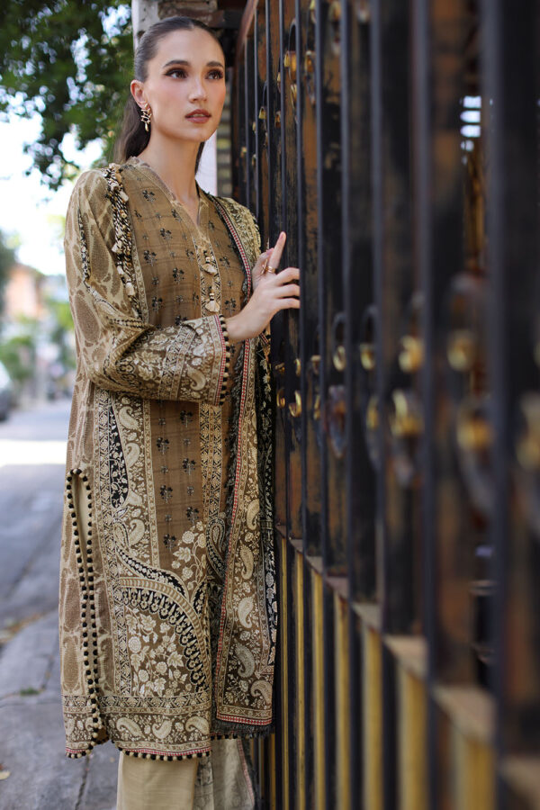 Printed-khaddar-dupatta-printed-khaddar-shirt-dyed-trouser-gulahmed-k-62013-side Gul Ahmed Winter 2026 3 Piece Printed Khaddar Suit with Printed Khaddar Dupatta– Printed-Khaddar-Dupatta-Printed-Khaddar-Shir