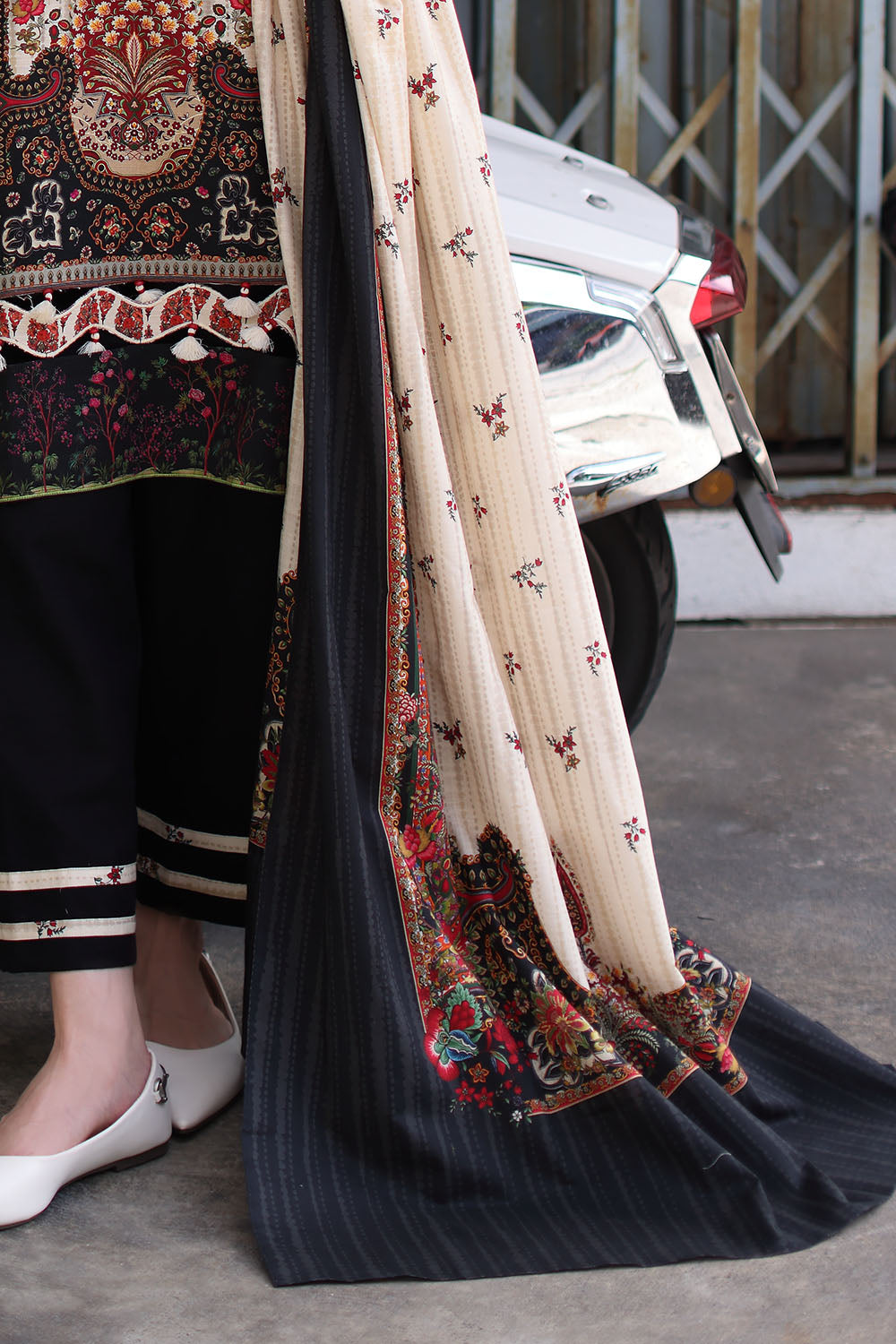 Printed-khaddar-dupatta-printed-khaddar-shirt-dyed-trouser-gulahmed-k-62079-duppata Gul Ahmed Winter 2026 3 Piece Printed Khaddar Suit with Printed Khaddar Dupatta– Printed-Khaddar-Dupatta-Printed-Khaddar-Shir