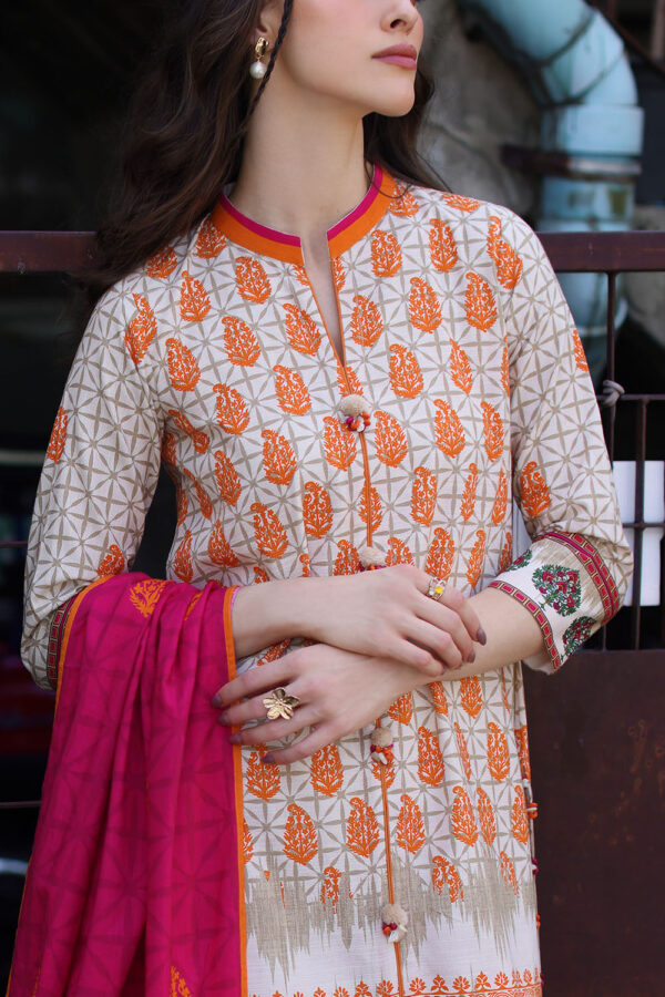 Gul Ahmed Winter 2026 3 Piece Printed Khaddar Suit with Printed Khaddar Dupatta– Printed-Khaddar-Dupatta-Printed-Khaddar-Shir