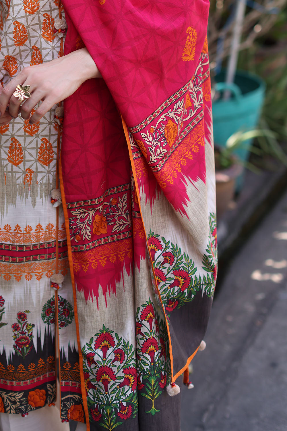 Printed-khaddar-dupatta-printed-khaddar-shirt-dyed-trouser-gulahmed-k-62089-duppata Gul Ahmed Winter 2026 3 Piece Printed Khaddar Suit with Printed Khaddar Dupatta– Printed-Khaddar-Dupatta-Printed-Khaddar-Shir