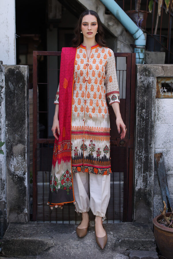Printed-Khaddar-Dupatta-Printed-Khaddar-Shirt-Dyed-Trouser-Gulahmed-K-62089-Front Gul Ahmed Winter 2026 3 Piece Printed Khaddar Suit with Printed Khaddar Dupatta