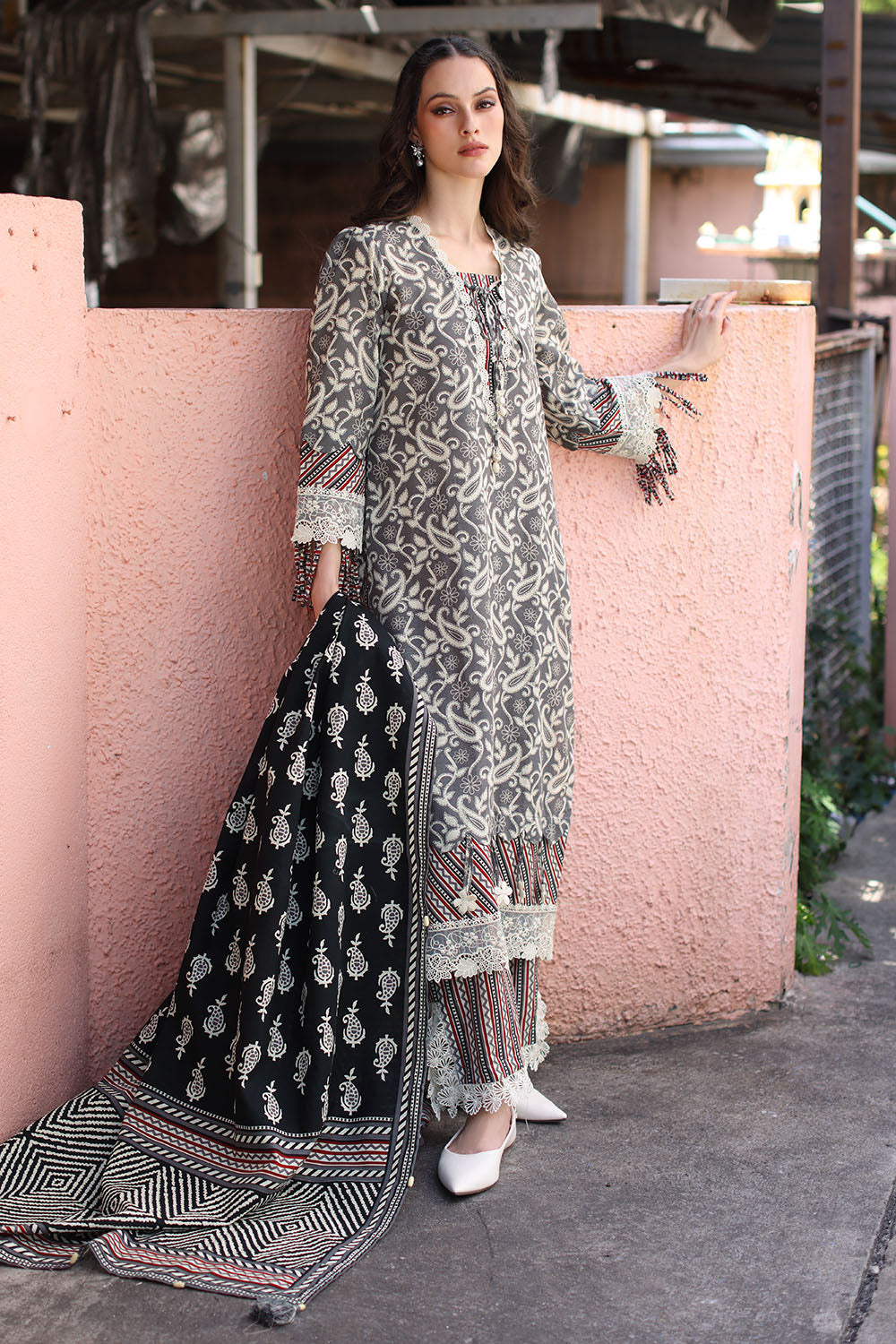 Printed-khaddar-dupatta-printed-khaddar-shirt-printed-trouser-gulahmed-k-62045-front-1 Gul Ahmed Winter 2026 3 Piece Printed Khaddar Suit with Printed Khaddar Dupatta and Printed Trouser–