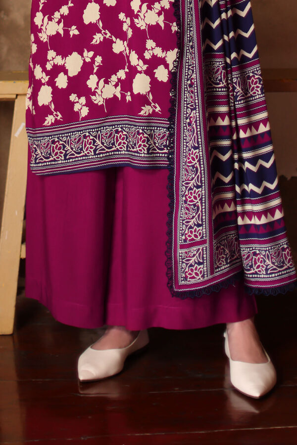Printed-linen-dupatta-printed-linen-shirt-dyed-linen-trouser-gulahmed-lt-62001-bottom Gul Ahmed Winter 2026 3 Piece Printed Linen Suit with Printed Linen Dupatta– Printed-Linen-Dupatta-Printed-Linen-Shirt-Dye