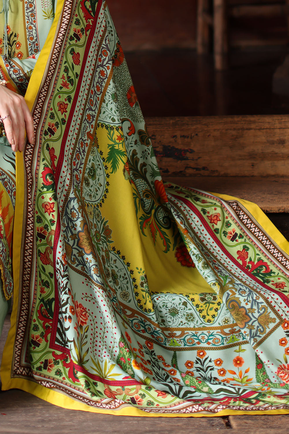 Printed-linen-dupatta-printed-linen-shirt-dyed-linen-trouser-gulahmed-lt-62004-duppata Gul Ahmed Winter 2026 3 Piece Printed Linen Suit with Printed Linen Dupatta– Printed-Linen-Dupatta-Printed-Linen-Shirt-Dye