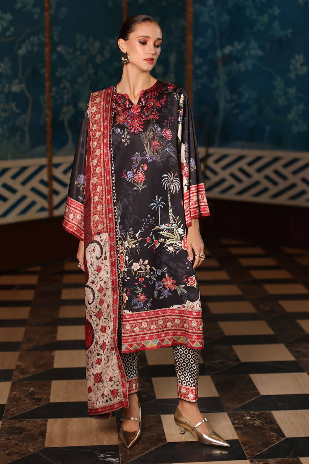 Printed-tissue-silk-dupatta-printed-charmeuse-silk-shirt-_-trouser-gulahmed-s-62023-front Gul Ahmed Winter 2026 - 3 Piece Printed Charmeuse Silk Suit with Printed Tissue Silk Dupatta