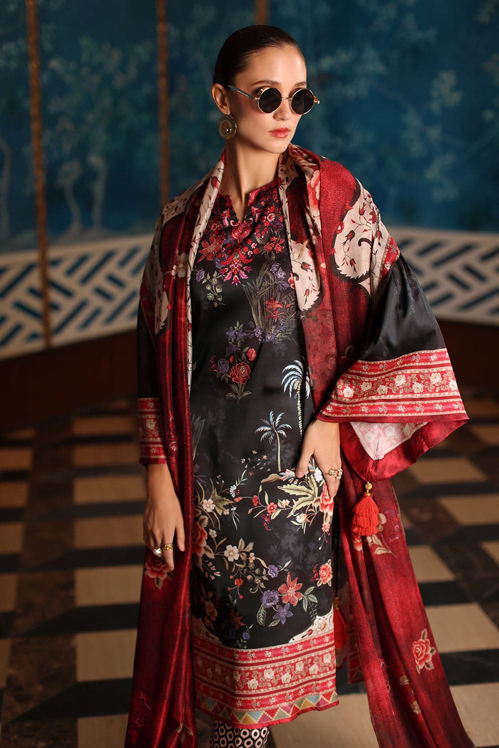 Printed-tissue-silk-dupatta-printed-charmeuse-silk-shirt-_-trouser-gulahmed-s-62023-side Gul Ahmed Winter 2026 - 3 Piece Printed Charmeuse Silk Suit with Printed Tissue Silk Dupatta–