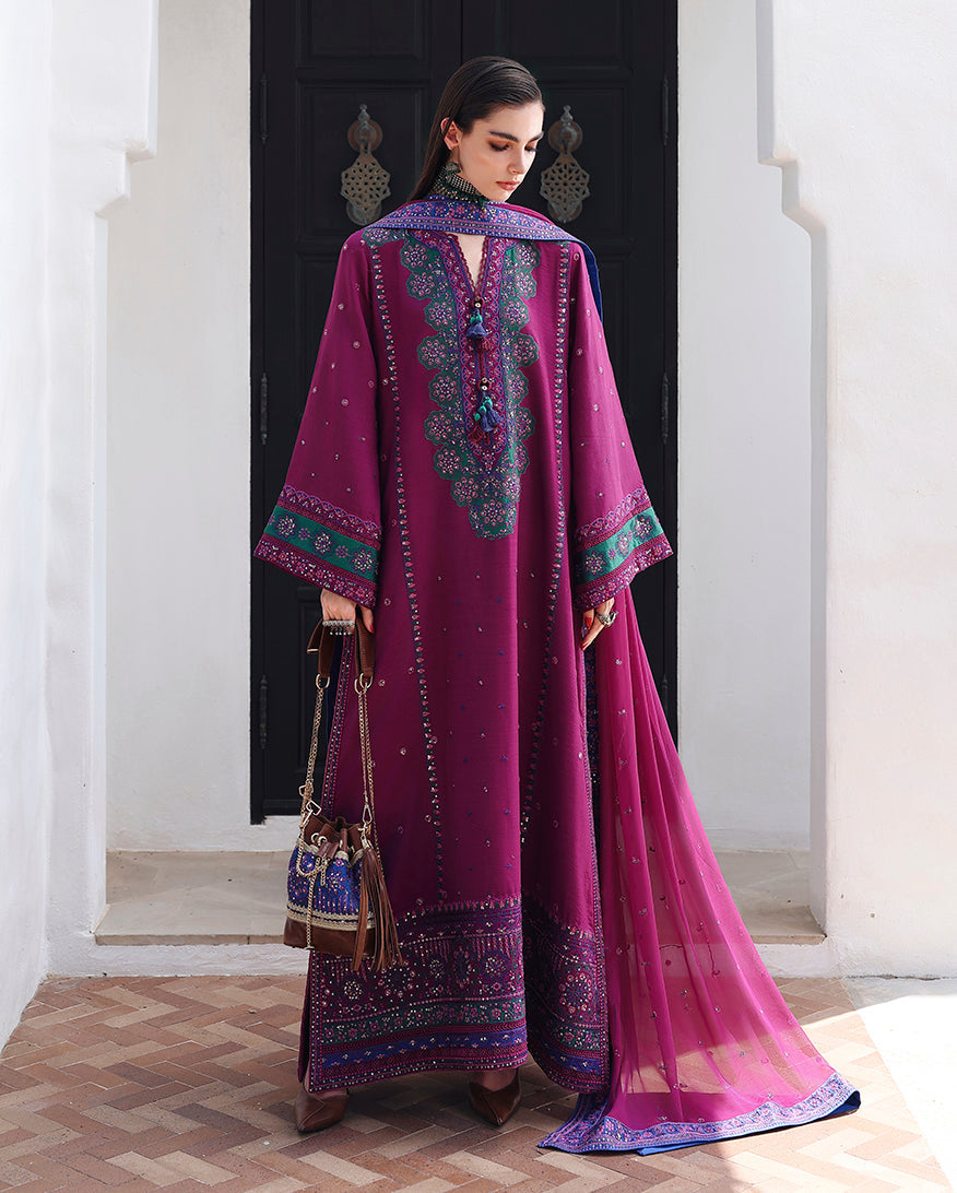 Reinarouge_1 Mushq Nuvera Silk Reina Rouge
