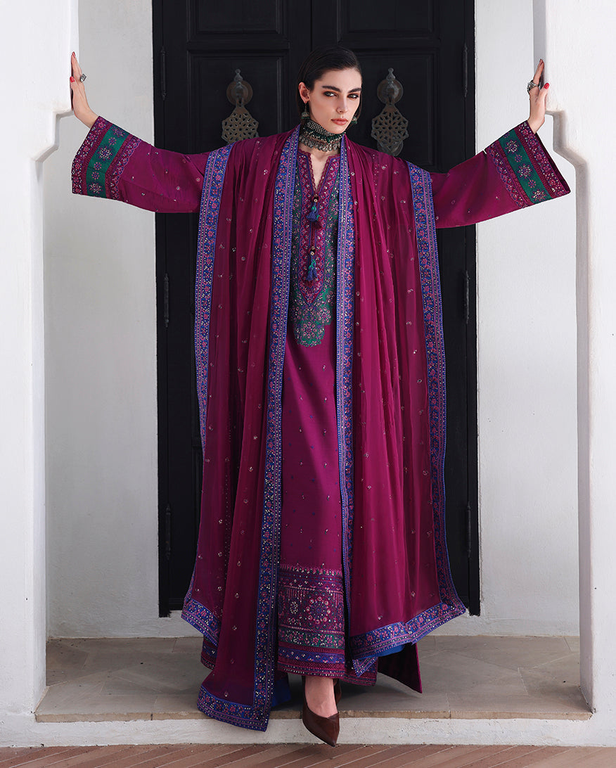 Reinarouge_5 Mushq Nuvera Silk Reina Rouge– ReinaRouge 5