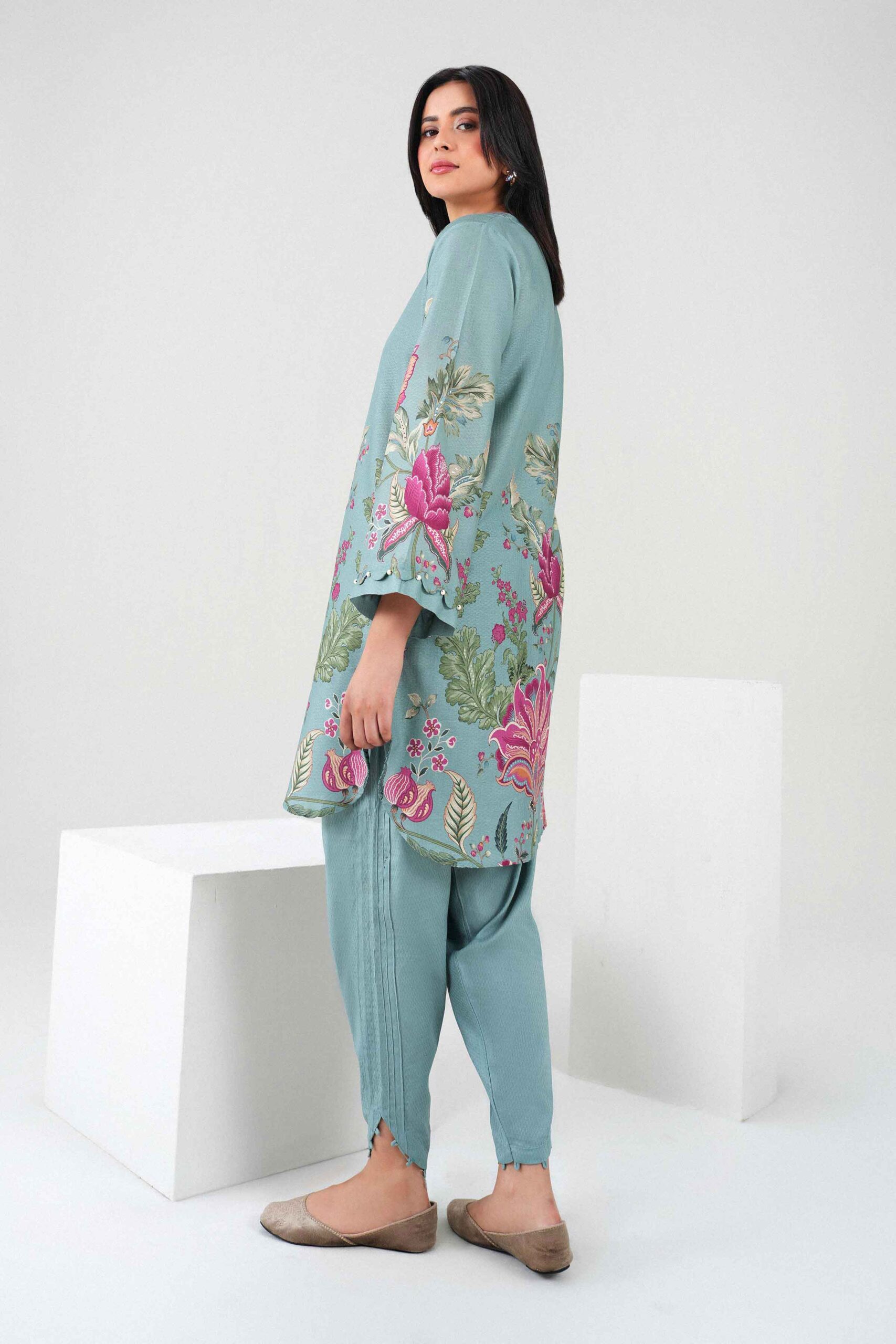 Nishat linen winter collection 2026 | 2 piece - printed suit - st2st-pret26wv1-4 Nishat Linen Winter Collection 2026 | 2 Piece - Printed Suit - ST2ST-PRET26WV1-4 - Image 3