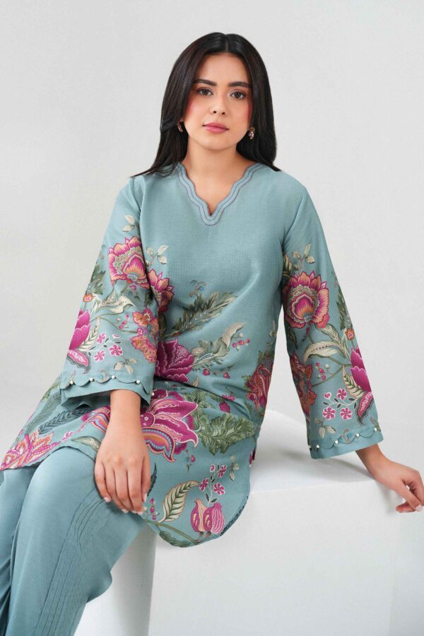 Alternative view of Nishat Linen Winter Collection 2026 | 2 Piece - Printed Suit - ST2ST-PRET26WV1-4