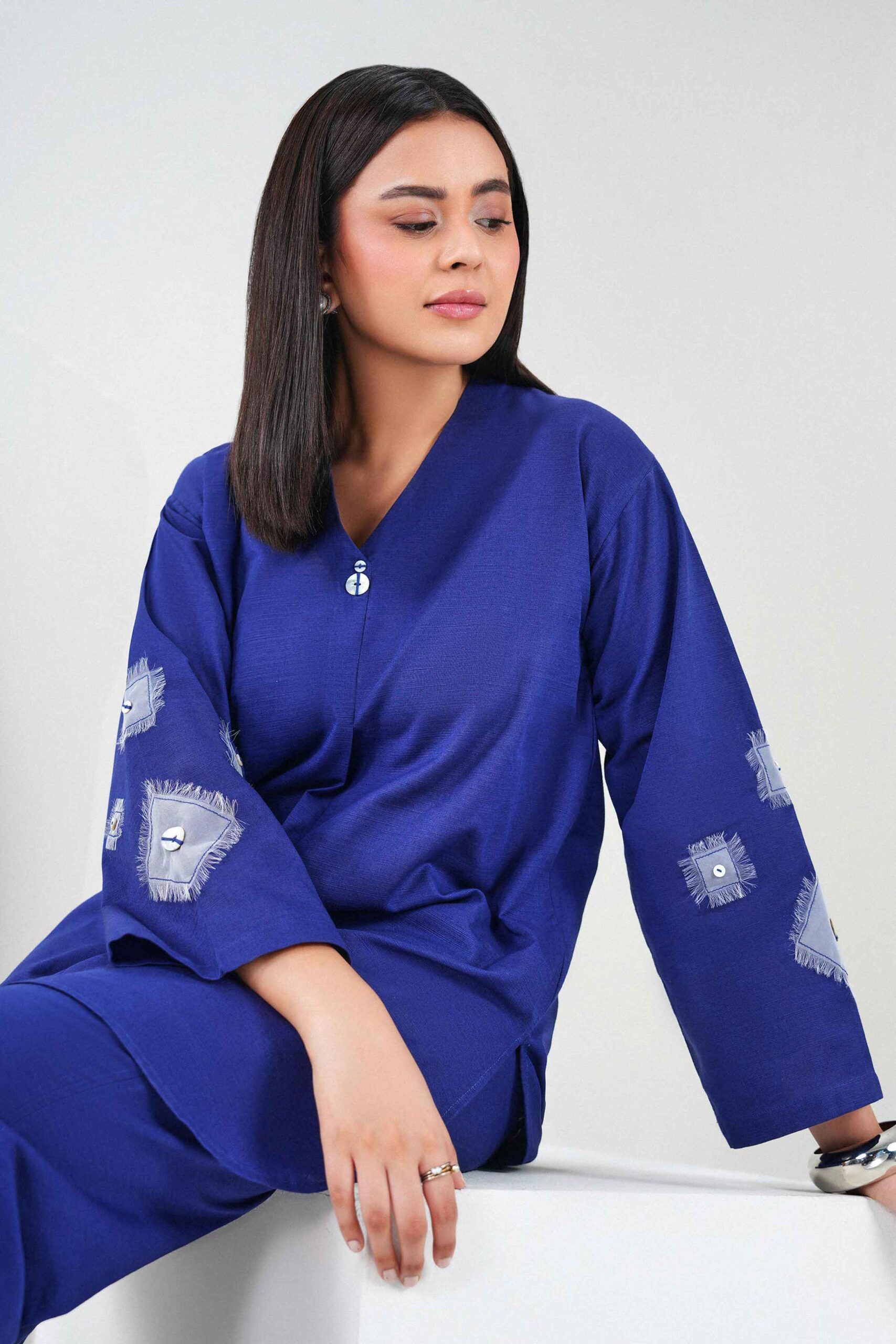 Nishat linen winter collection 2026 | 2 piece - solid suit - st2st-pret26wv2-15 Nishat Linen Winter Collection 2026 | 2 Piece - Solid Suit - ST2ST-PRET26WV2-15 - Image 2
