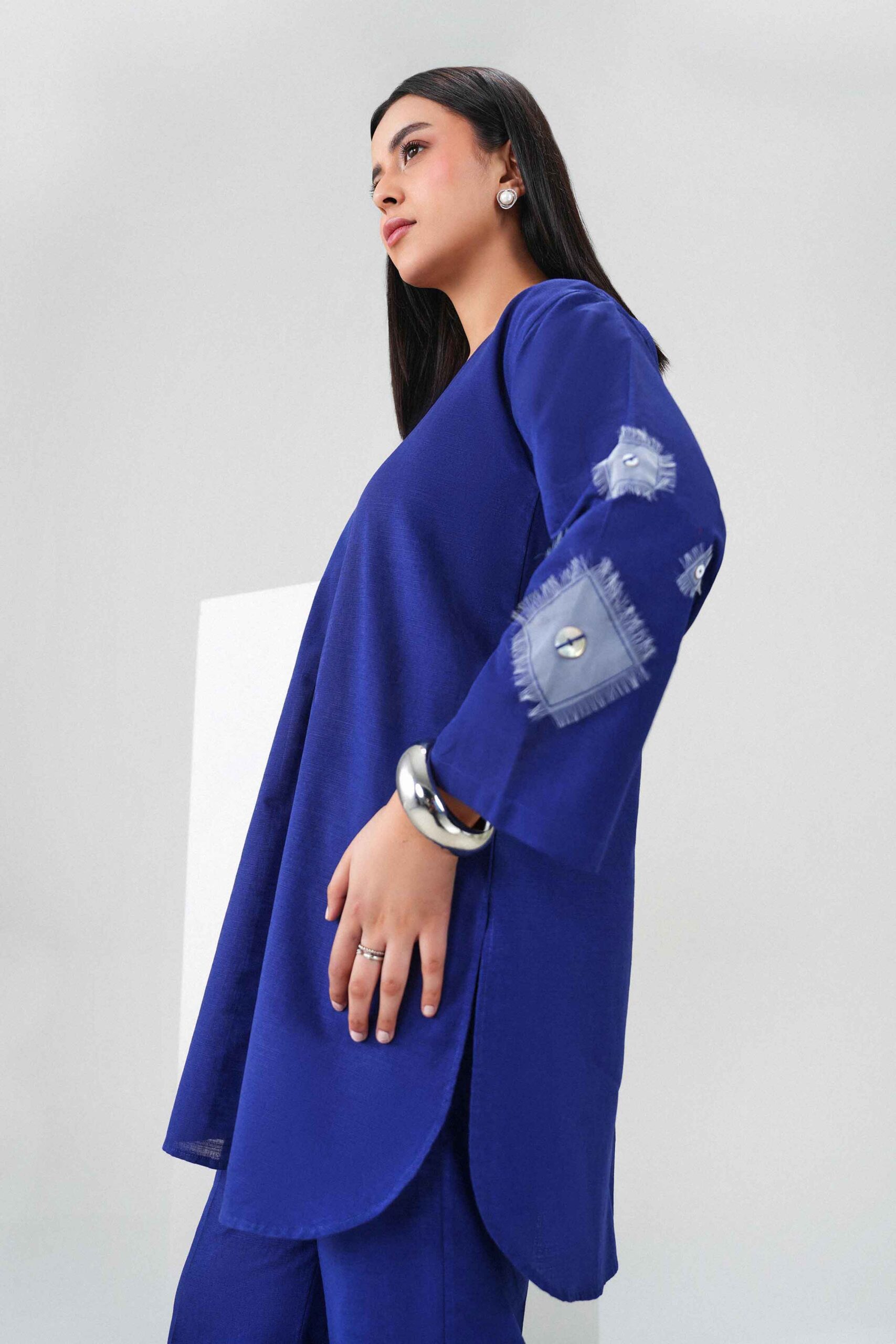 Nishat linen winter collection 2026 | 2 piece - solid suit - st2st-pret26wv2-15 Nishat Linen Winter Collection 2026 | 2 Piece - Solid Suit - ST2ST-PRET26WV2-15 - Image 4