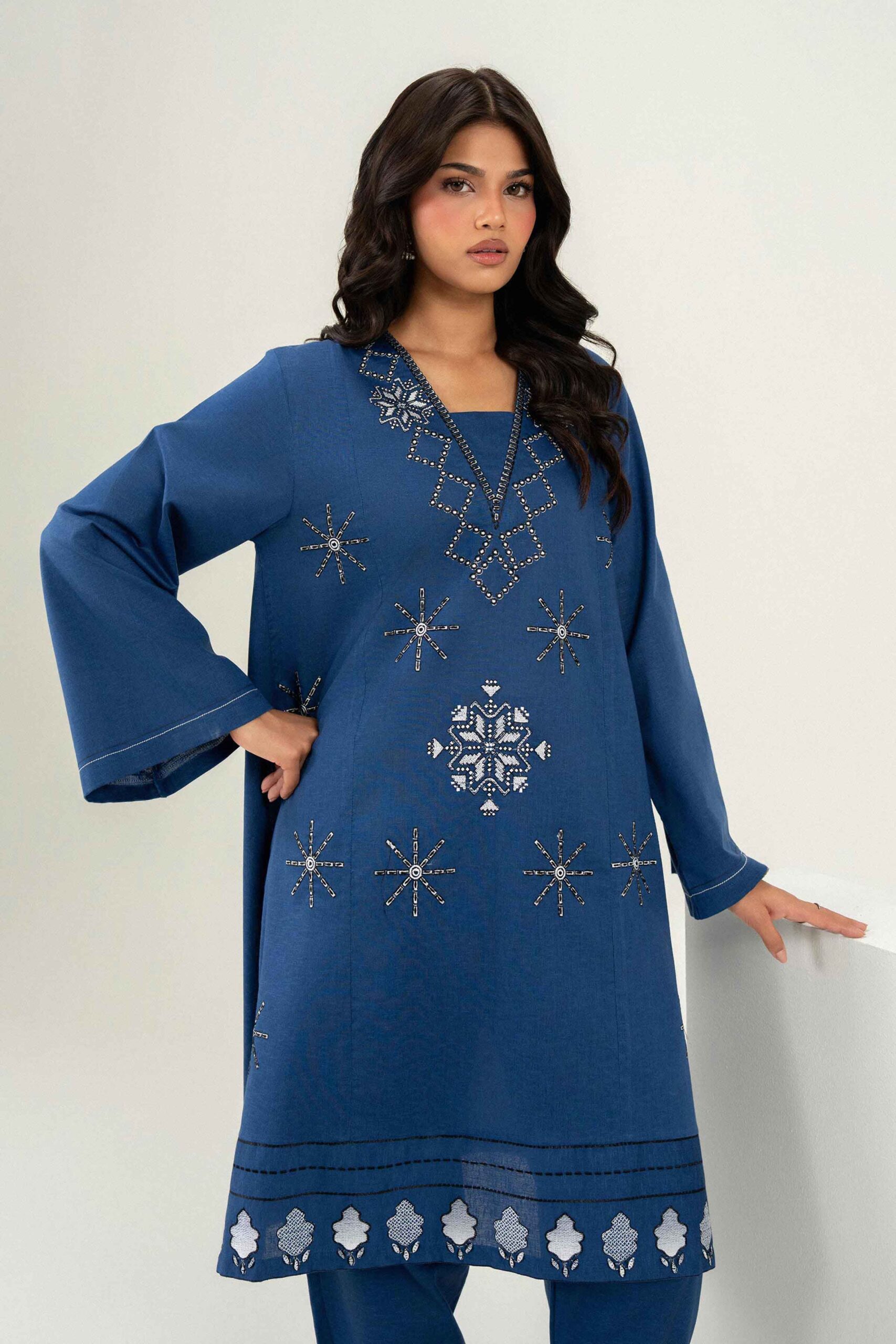 Nishat linen winter collection 2026 | 2 piece - embroidered suit - st2ste-pret26wv1-2 Nishat Linen Winter Collection 2026 | 2 Piece - Embroidered Suit - ST2STE-PRET26WV1-2 - Image 2