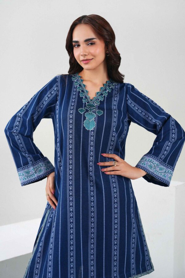 Nishat linen winter collection 2026 | 2 piece - printed embroidered suit - st2ste-pret26wv1-3 Nishat Linen Winter Collection 2026 | 2 Piece - Printed Embroidered Suit - ST2STE-PRET26WV1-3 - Image 4
