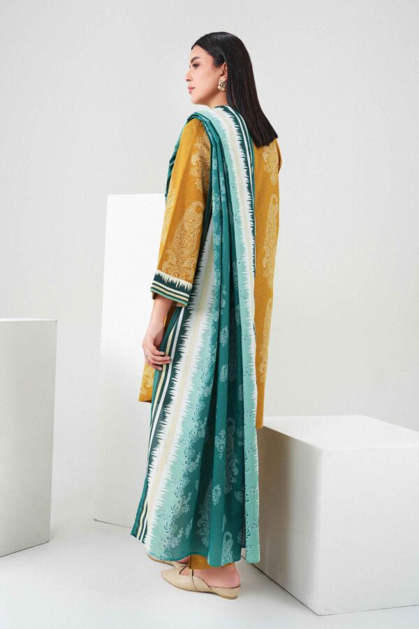 Nishat Linen Winter Collection 2026 | 3 Piece - Printed Suit - ST3P-PRET26WV1-6 - Image 3