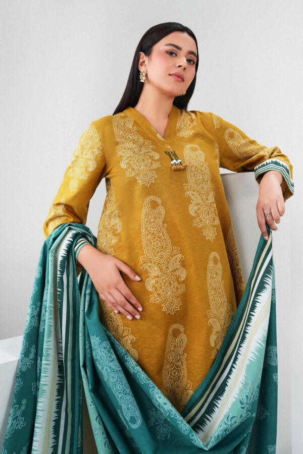 Nishat Linen Winter Collection 2026 | 3 Piece - Printed Suit - ST3P-PRET26WV1-6 - Image 4