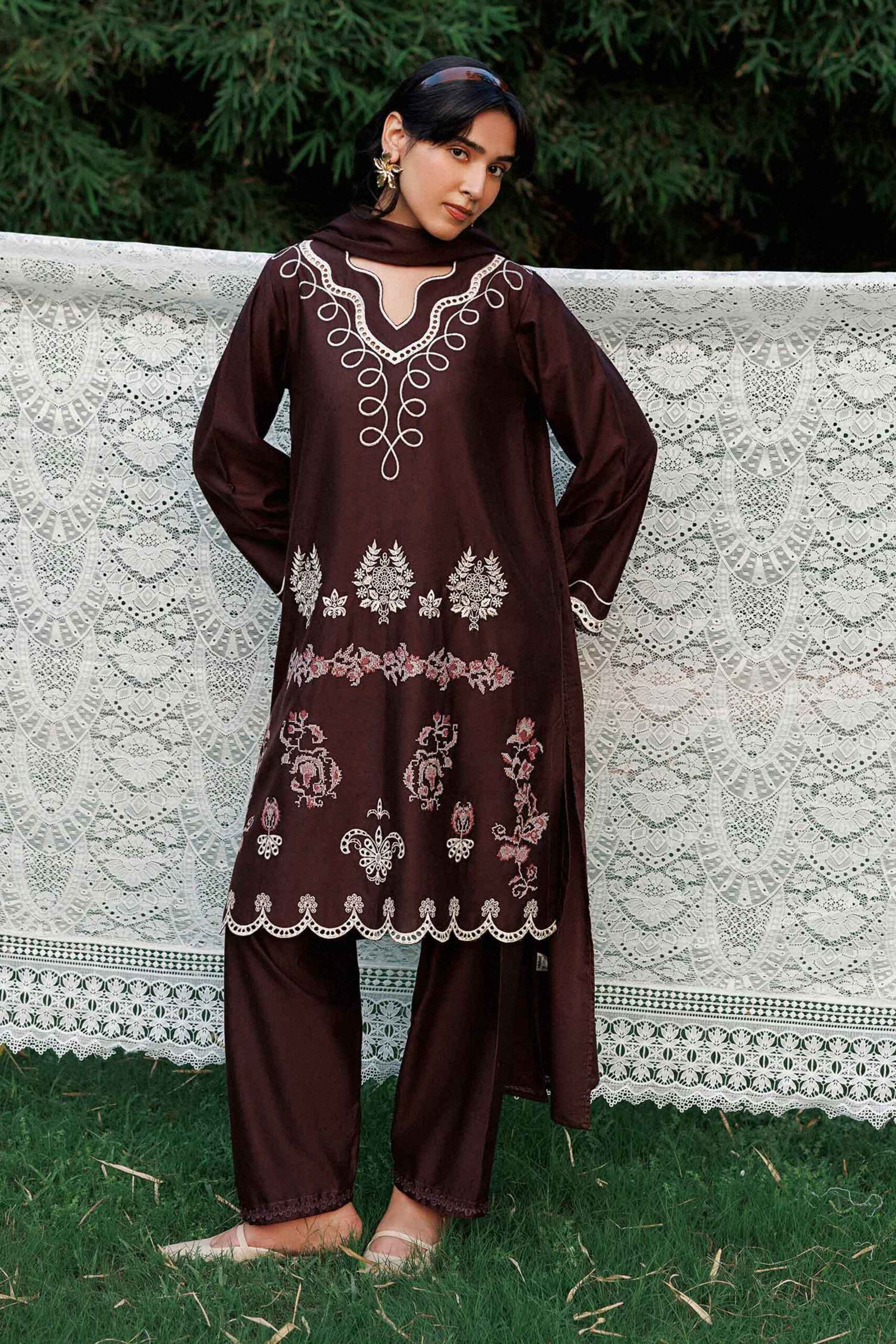 Nishat linen winter collection 2026 | 3 piece - embroidered suit - st3pe-pret26wv1-22 Nishat Linen Winter Collection 2026 | 3 Piece - Embroidered Suit - ST3PE-PRET26WV1-22