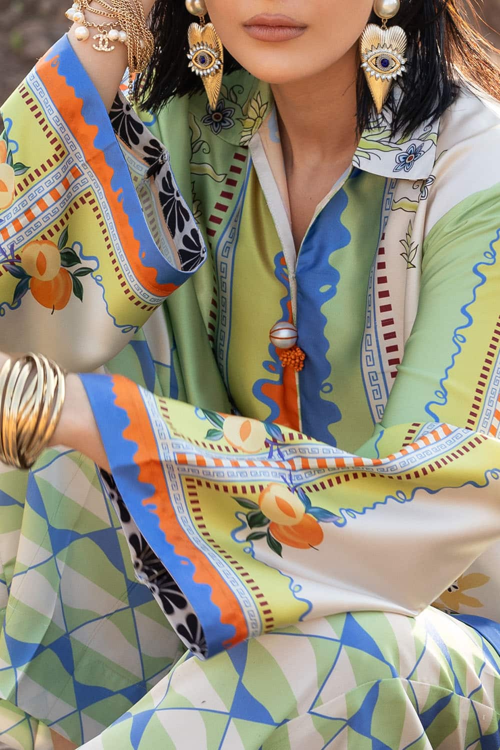 Silk-dupatta-silk-shirt-silk-trouser-gulahmed-ts-52004-close-1 Gul Ahmed Winter 2026 - 2 Piece Printed Charmeuse Silk Suit with Trouser– Silk-Dupatta-Silk-Shirt-Silk-Trouser-Gulahmed